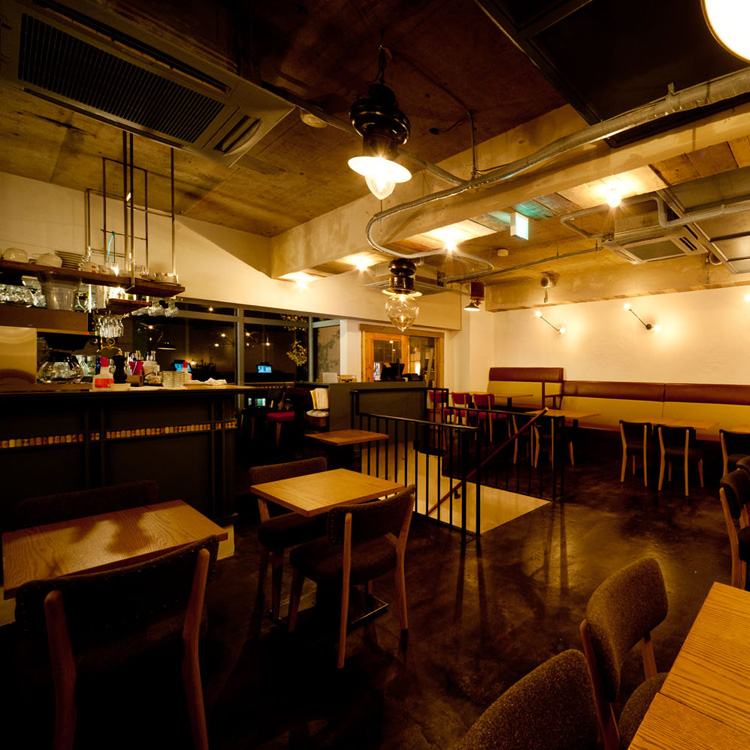 写真：店舗改装・空間創り バール・カフェ
