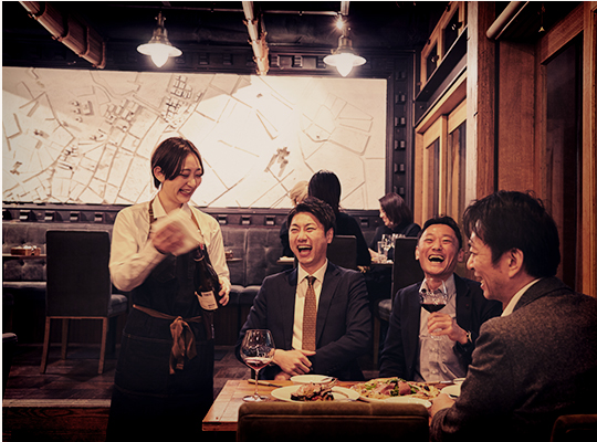 写真：サービススタッフ